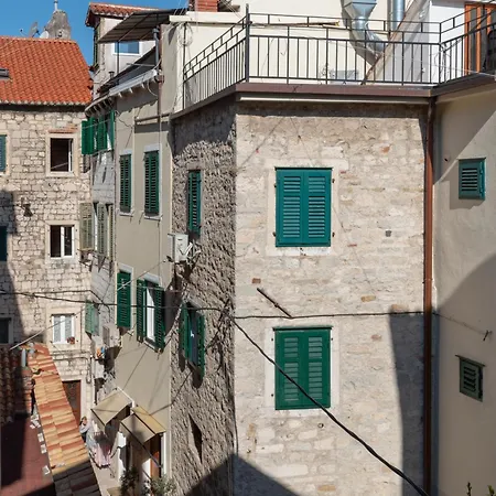 Center Affittacamere 3*