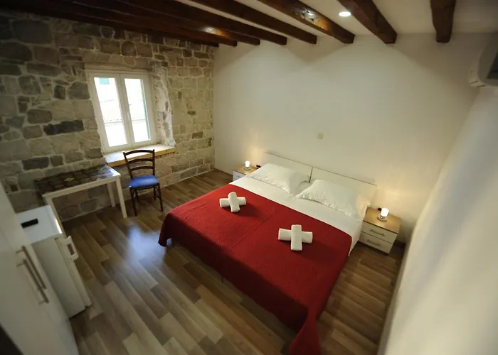 Guest house Top Center 3*