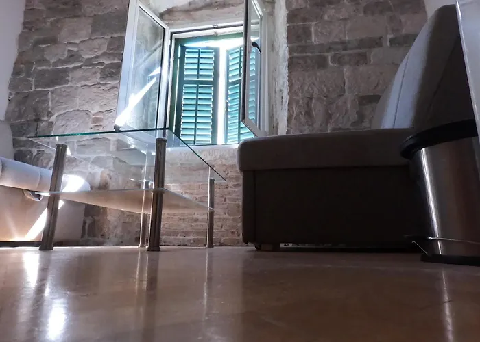 Guest house Top Center