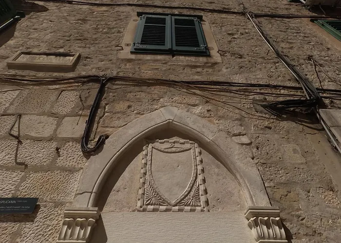 Top Center Guest house 3*