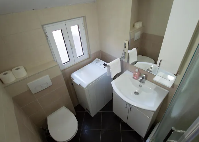 Guest house Top Center